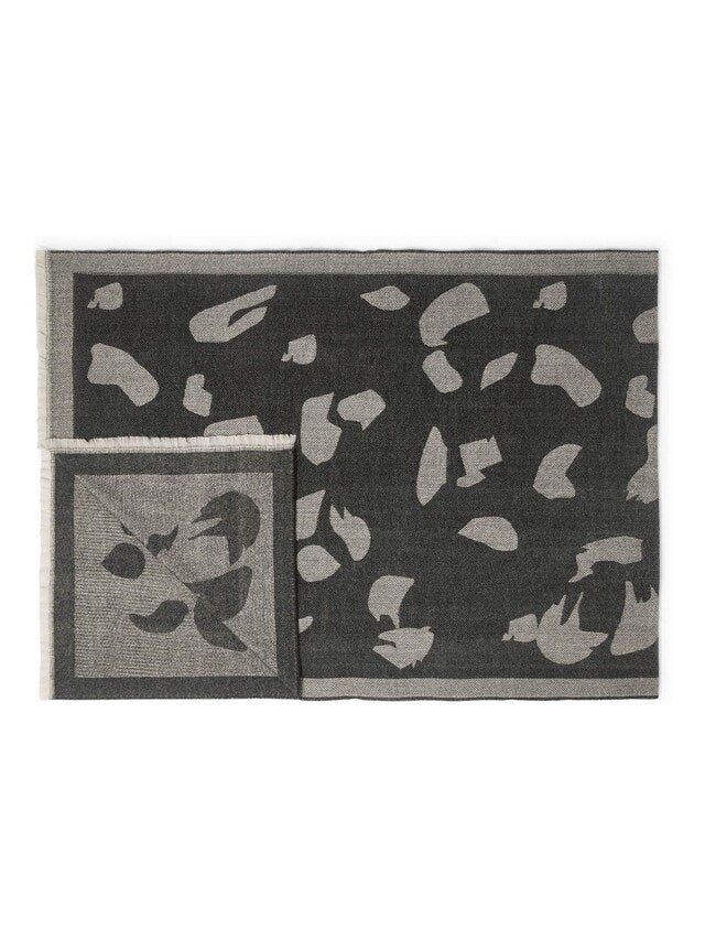 Katie Loxton Printed Blanket Scarf Large Leopard Black/Off White