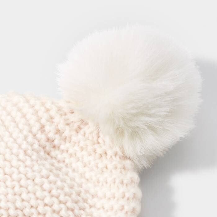 Katie Loxton Knitted Baby Hat Eggshell