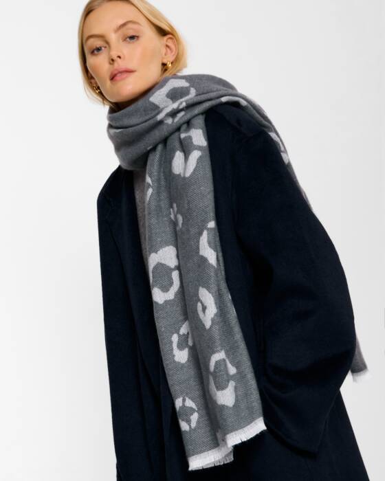 Katie Loxton Printed Blanket Scarf Leopard
